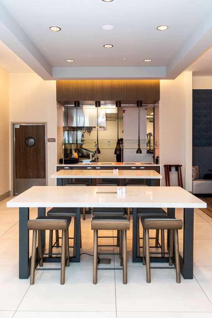 Hilton Garden Inn Mattoon, Il 餐厅 照片